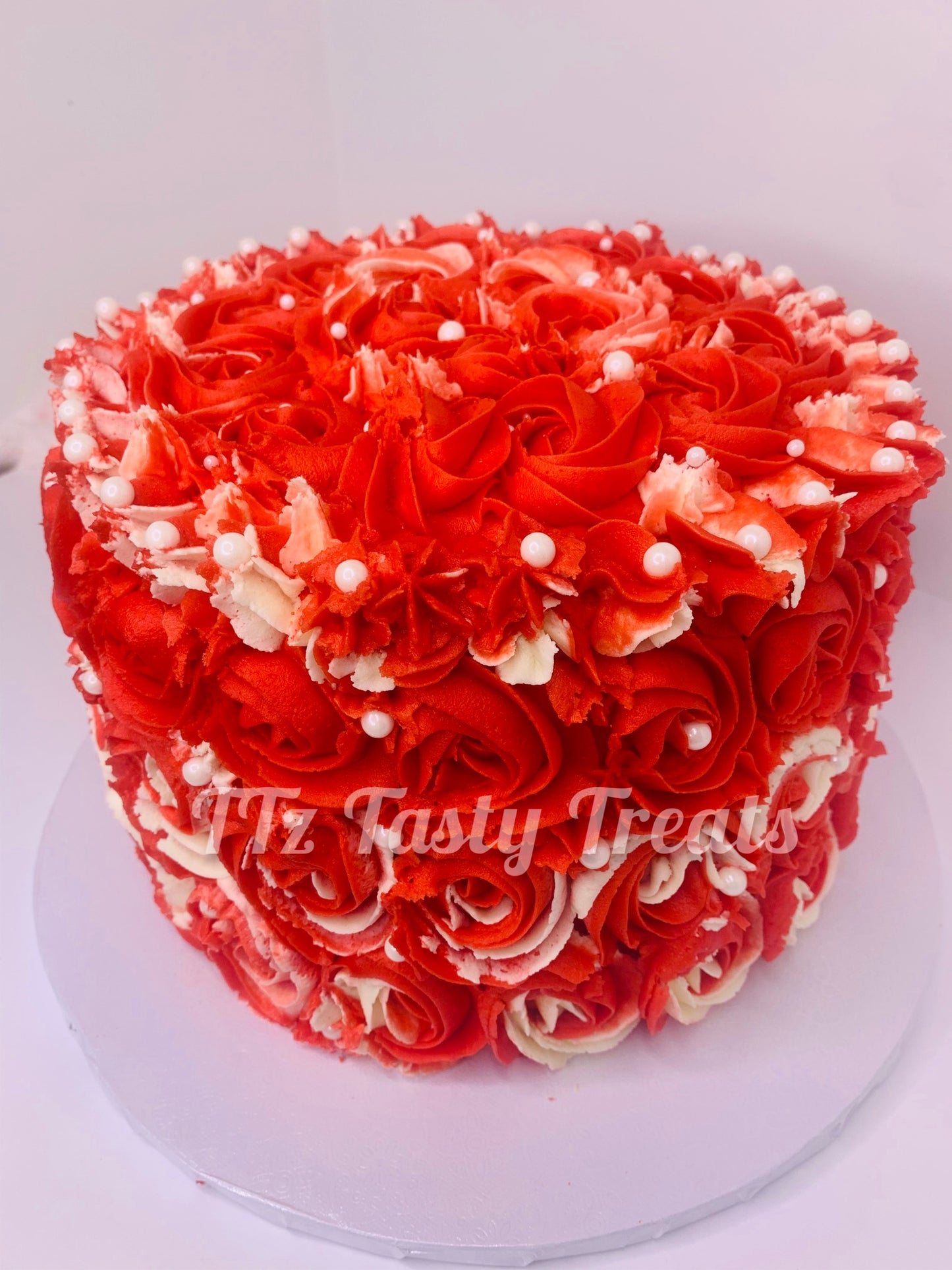 Rosette Cake ( pick up only)
